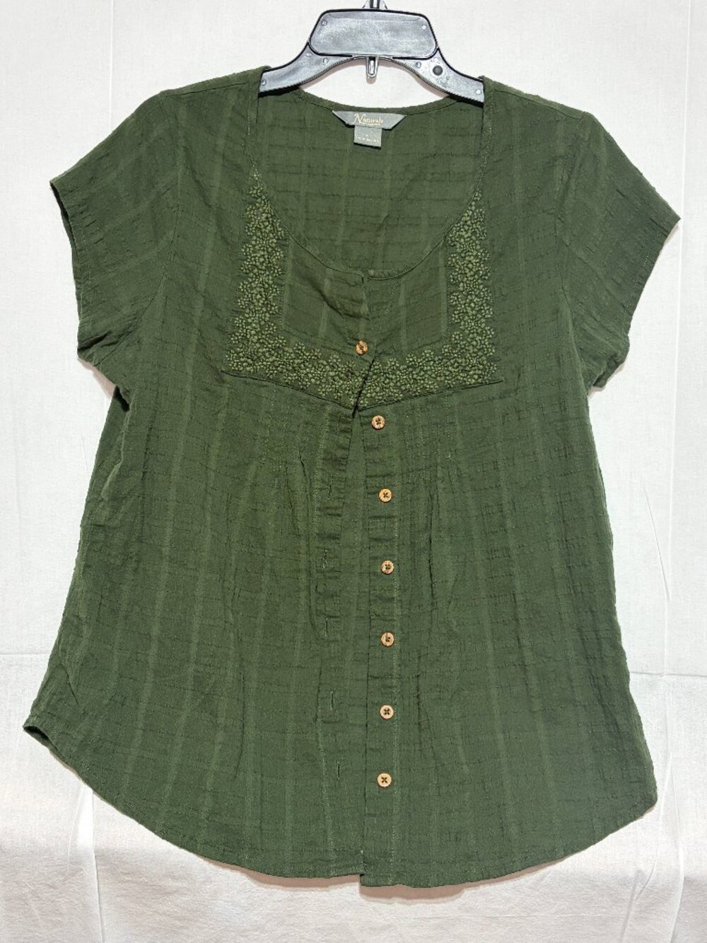 Natural Reflections Womens L Olive Green Embroidered Bib Top Button Cap Sleeve